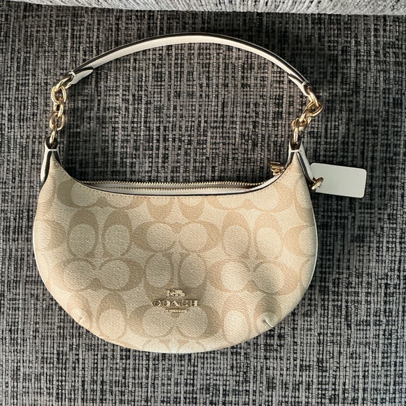 Coach Payton Mini In Signature Canvas Light Khaki/Chalk - Picture 1 of 1